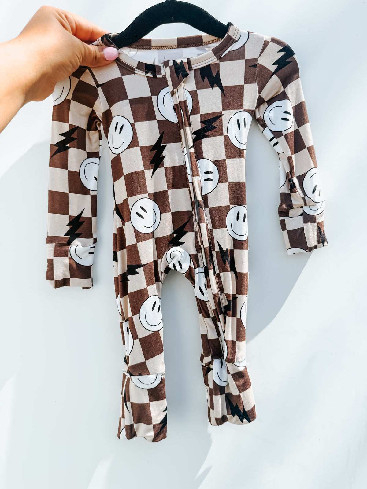 smiley checks bamboo sleeper ⚡︎