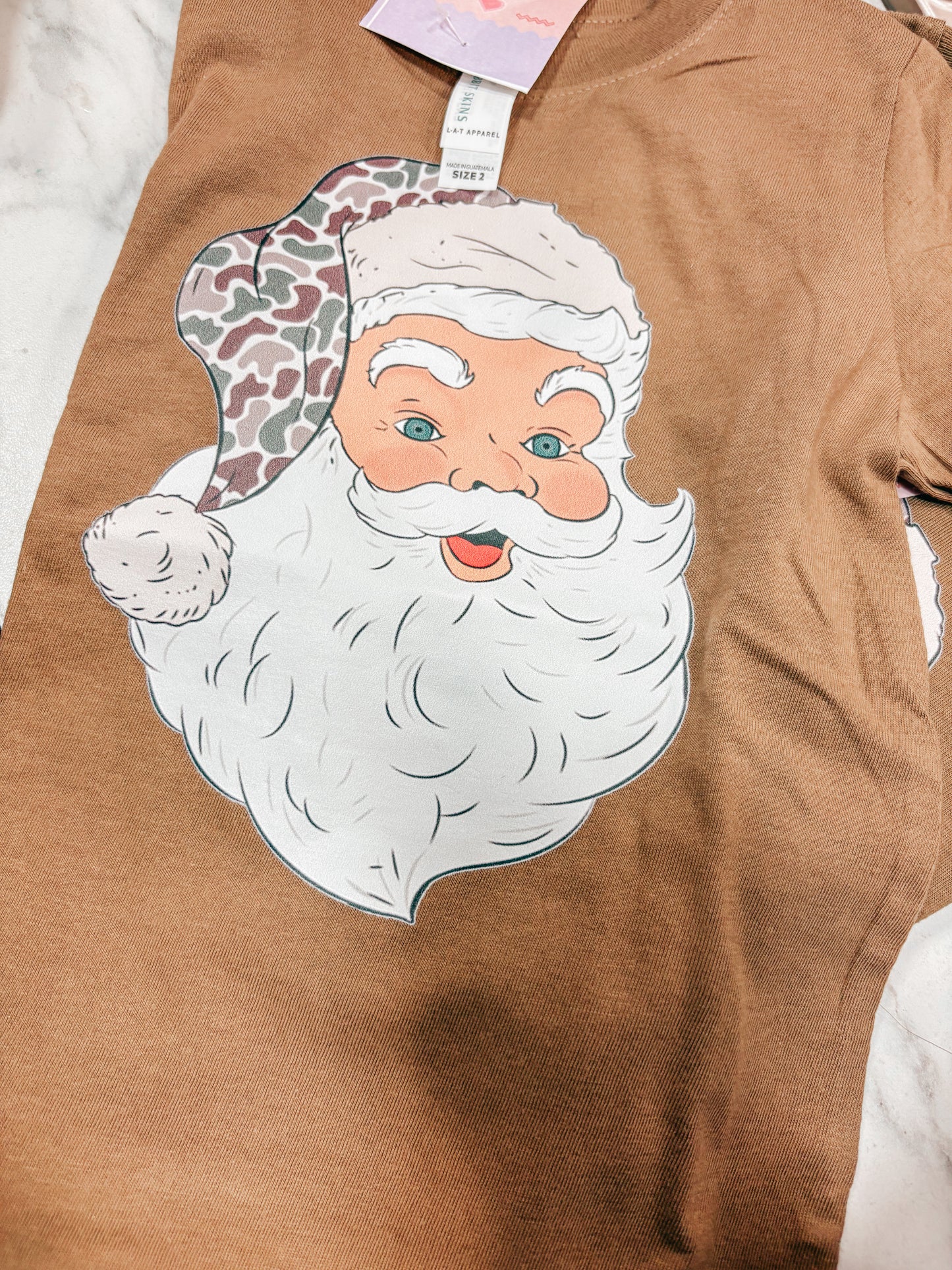 camo santa tee ⚡︎