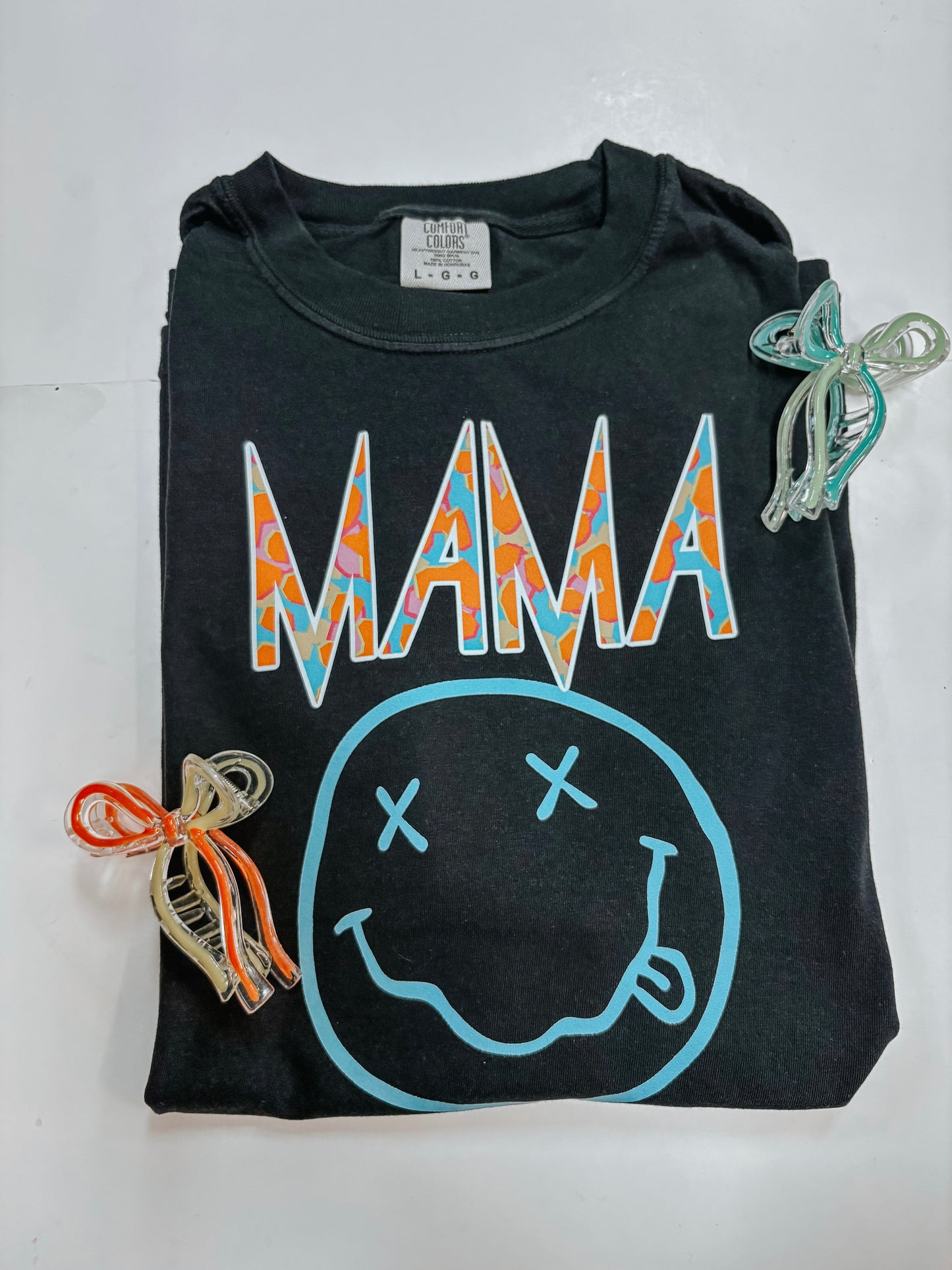 summer trendy mama tee ☻