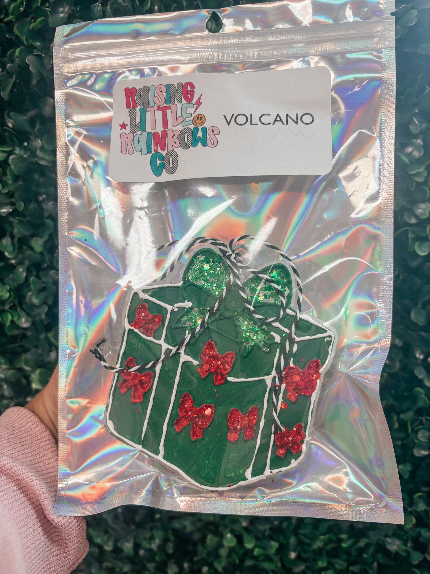 present - volcano ☻