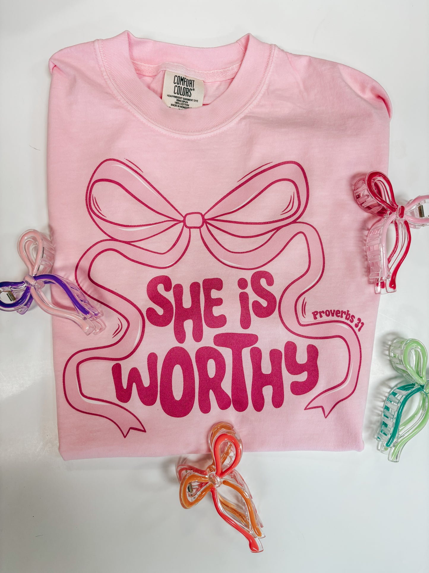 she is worthy tee ✿