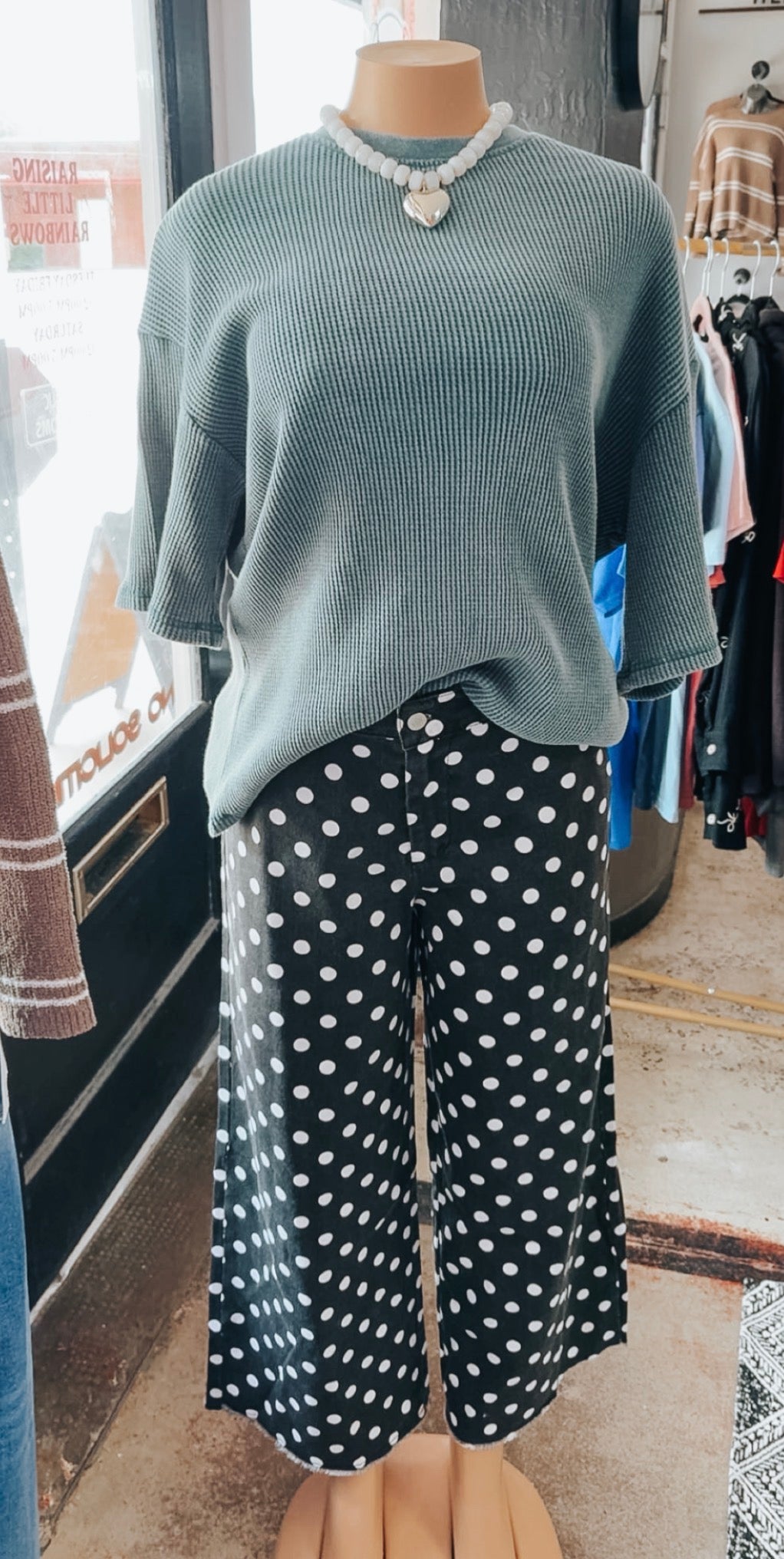 polka dot wide leg cropped pants ✿