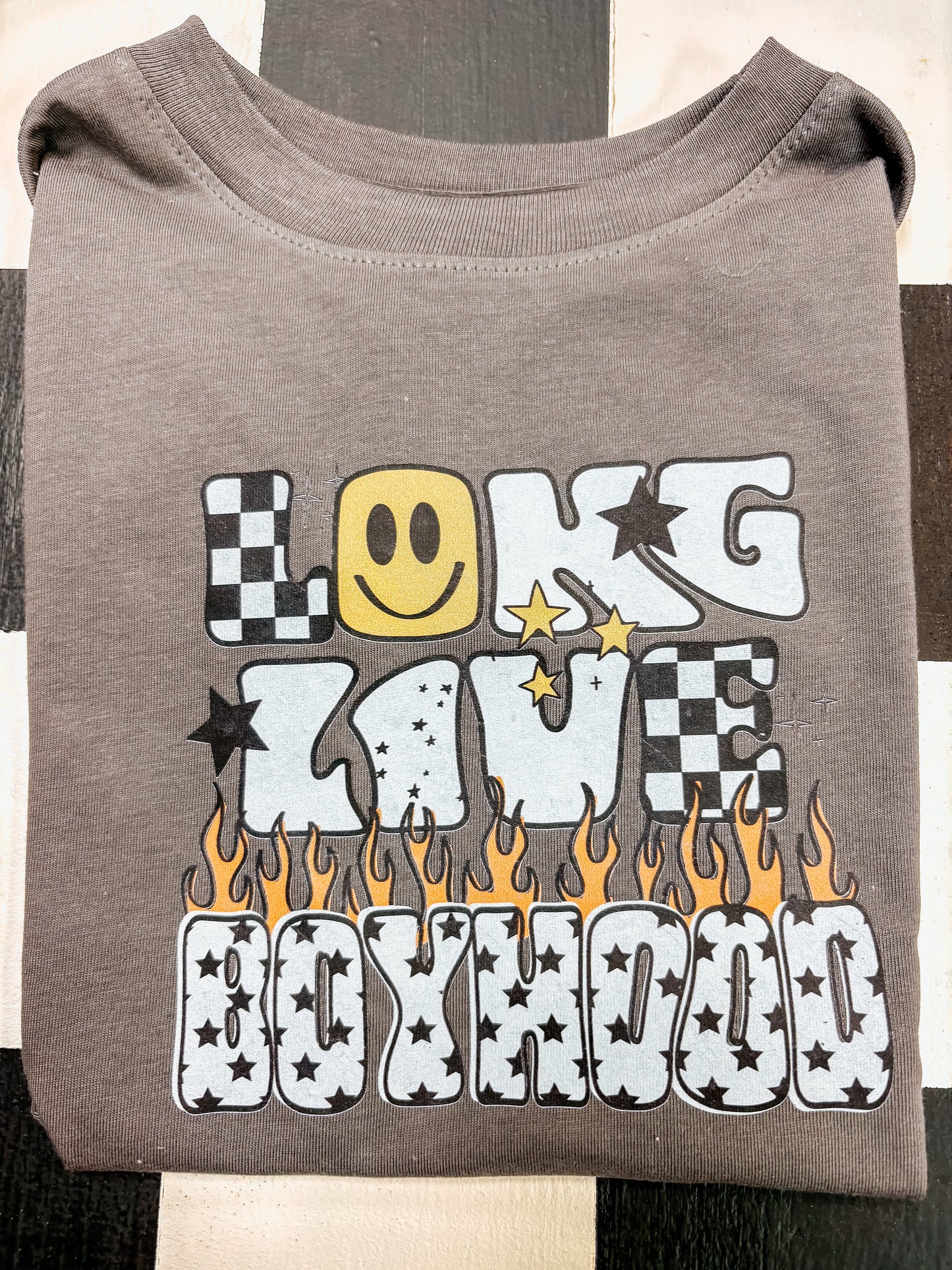 long live boyhood tee ⚡︎