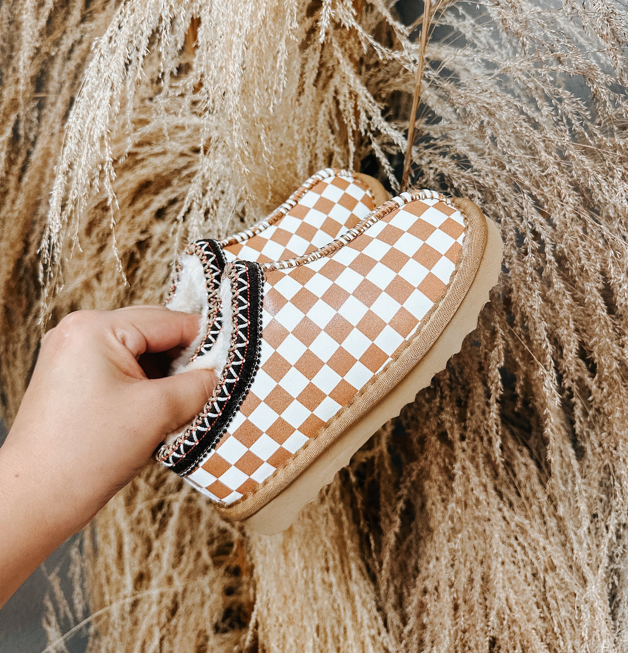 women’s cozy checkered booties / pre order ✿