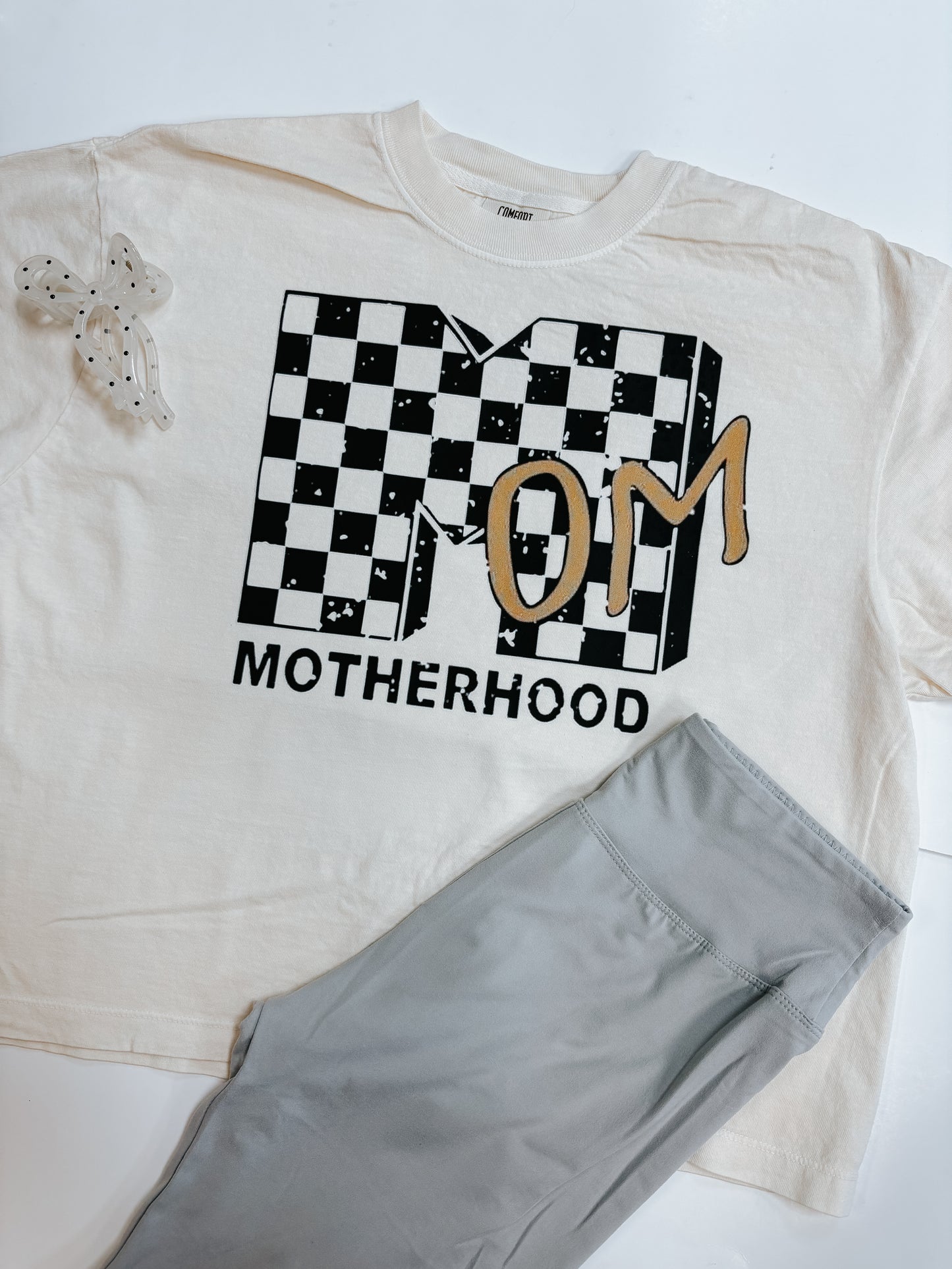 motherhood boxy tee ☻