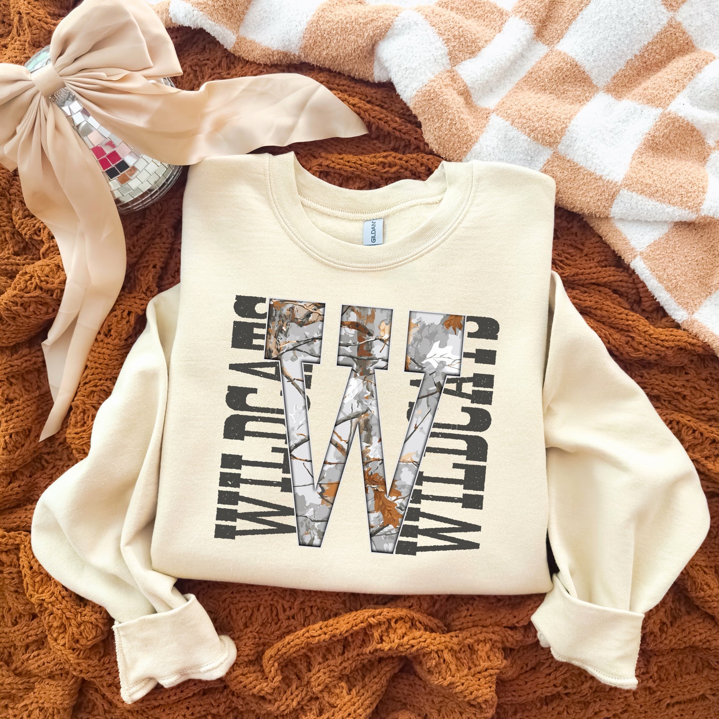 camo spirit sweatshirt ✿
