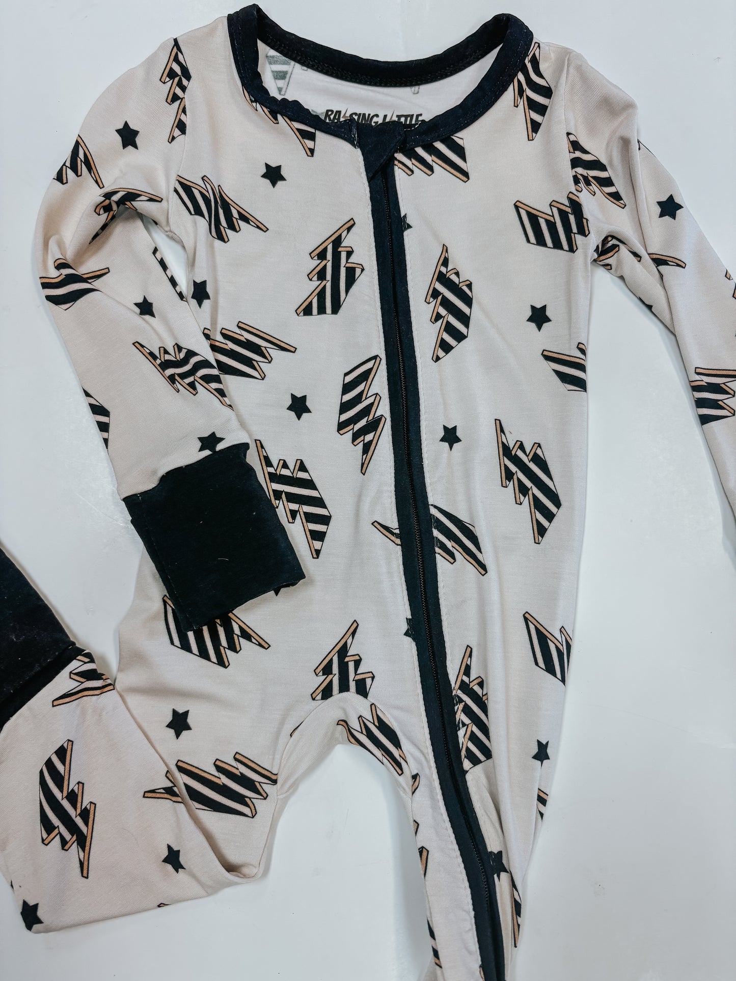 striped bolts bamboo ⚡︎