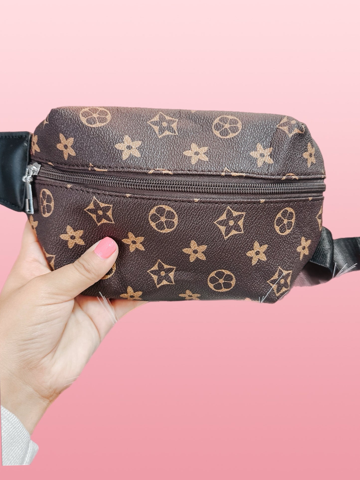 girls boujee inspired bum bag ✿