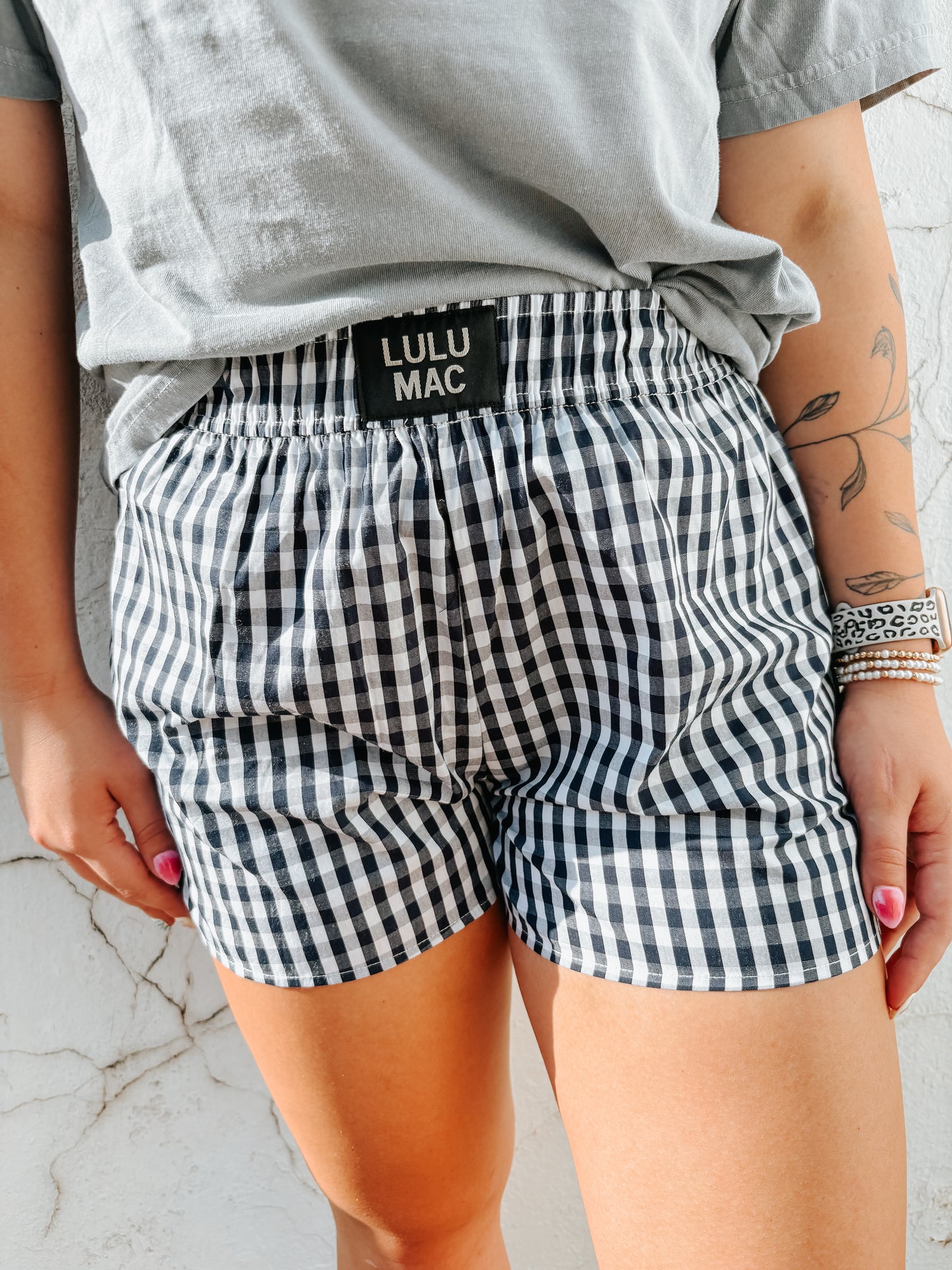 navy gingham lulu mac shorts ✨