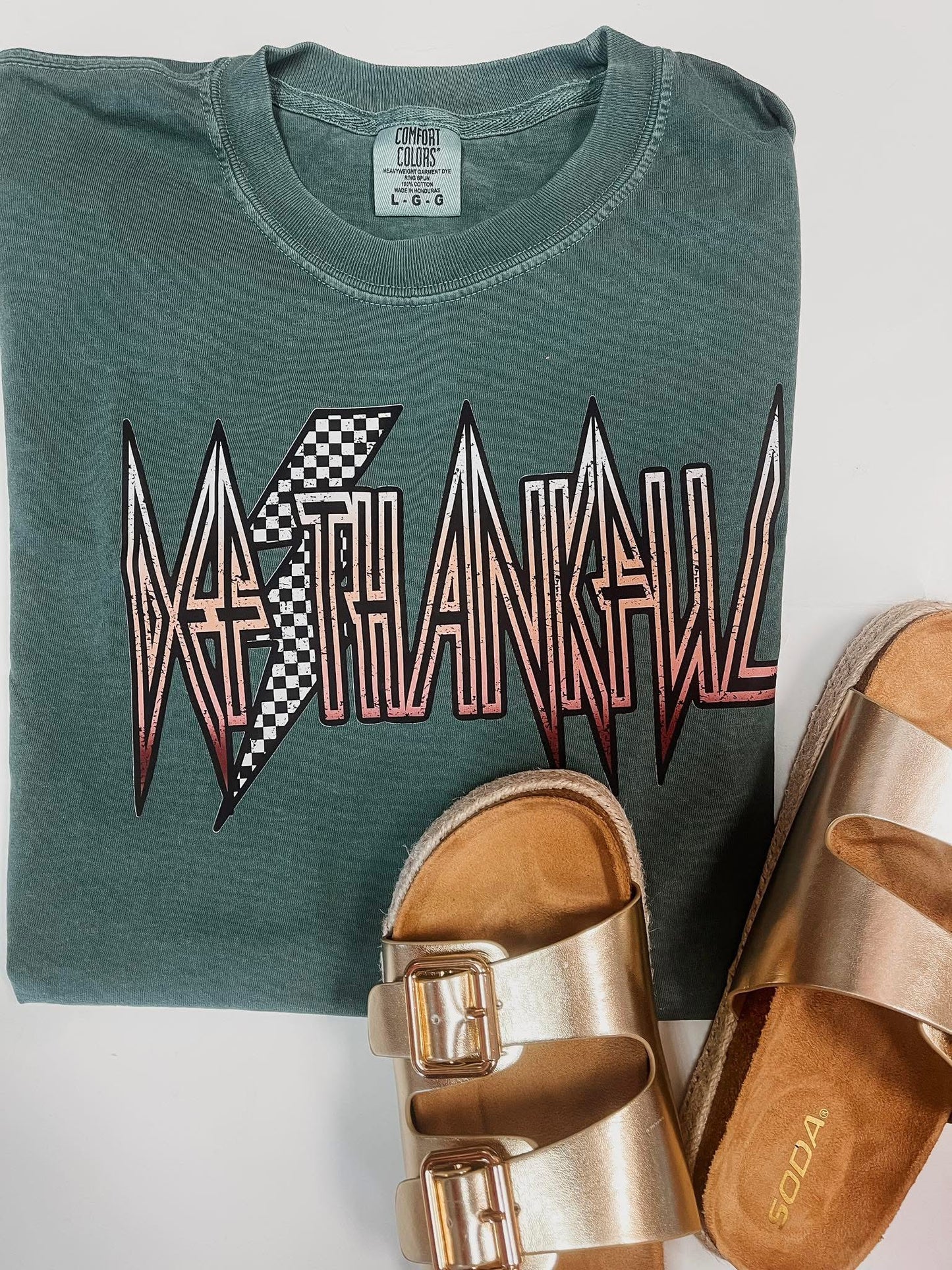 def thankful tee ⚡︎