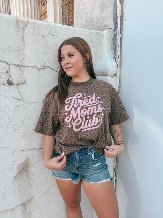 tired moms club puff tee ✿