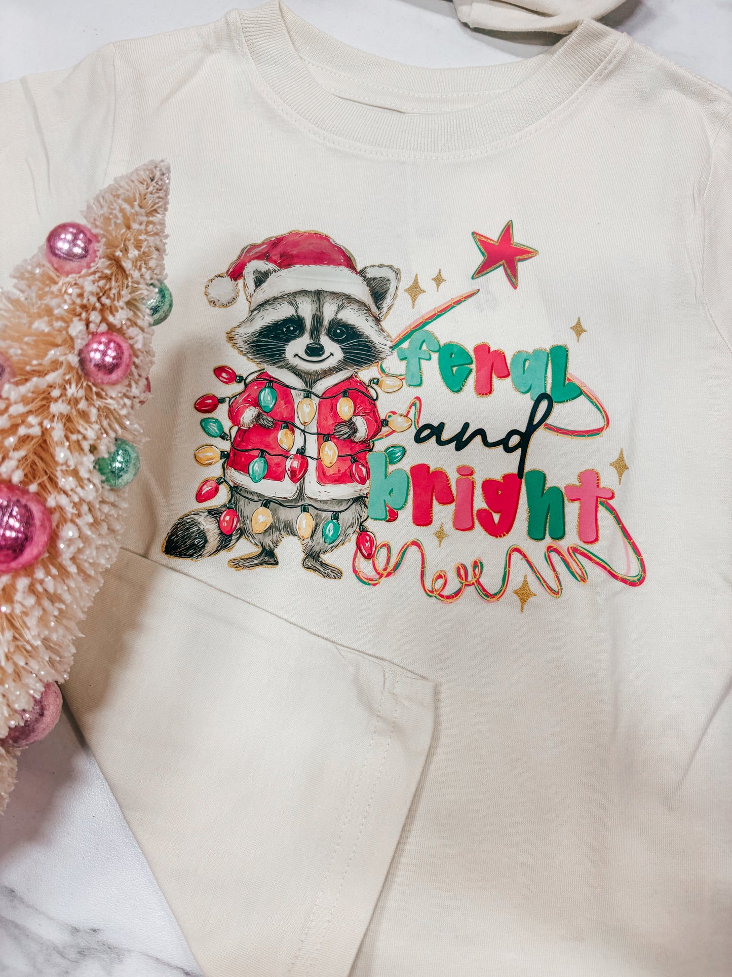 feral and bright tee  ☻