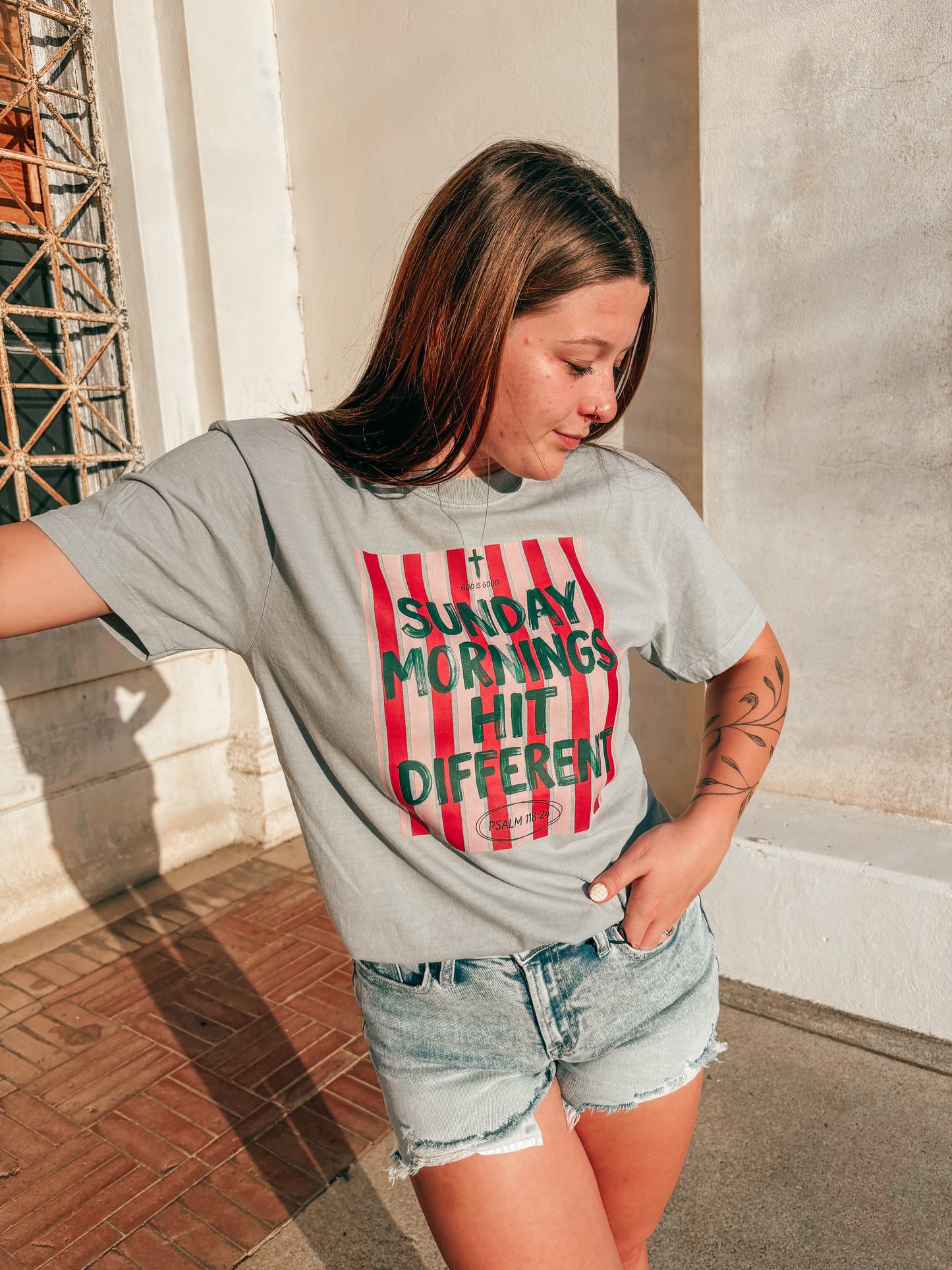 sunday mornings hit different tee †