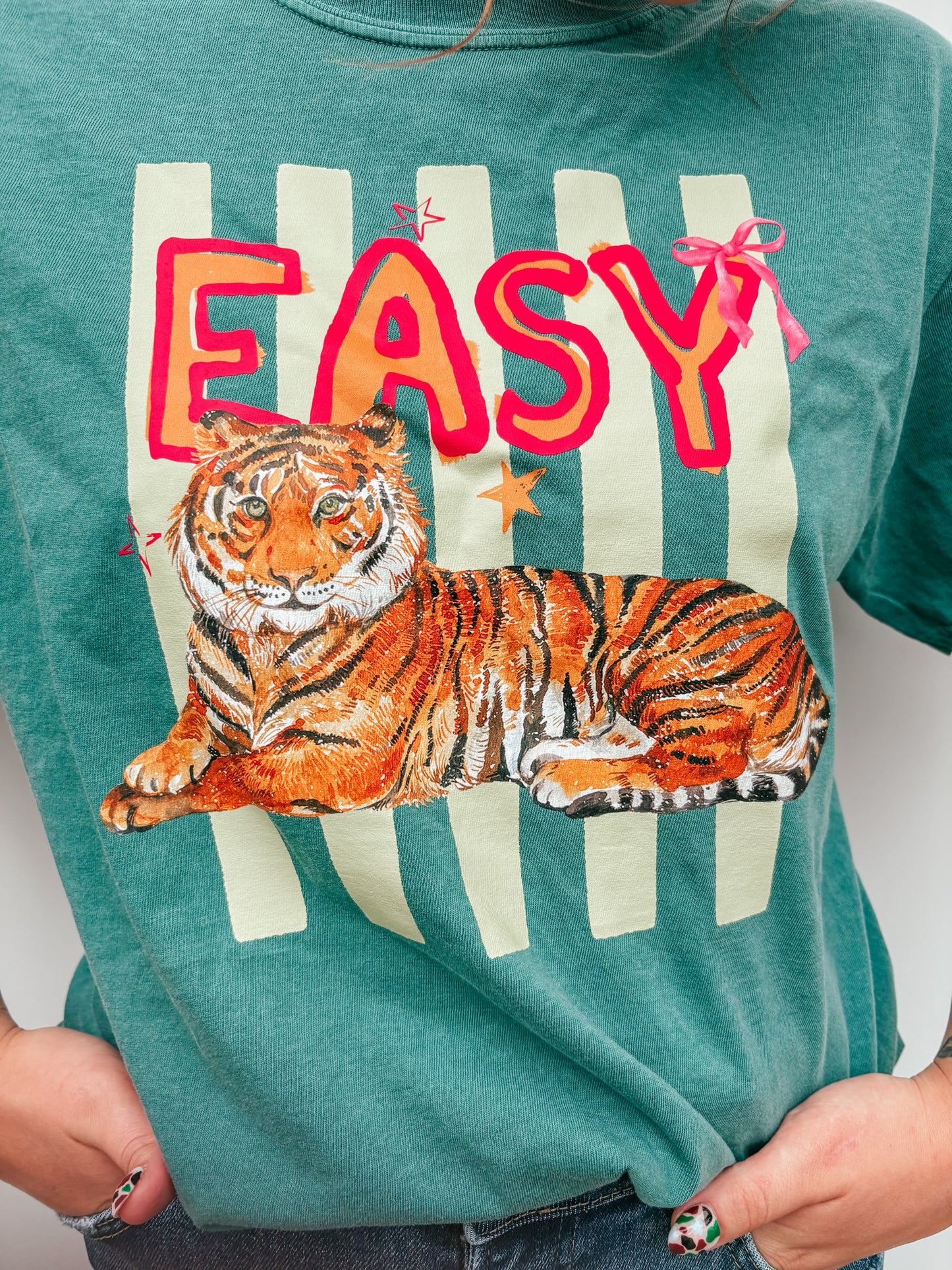 easy tiger tee 🐅