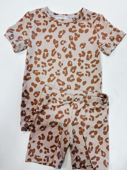 can’t find me leopard bamboo pjs ✿