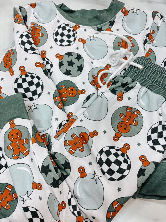 rad gingerbread man set ⚡︎