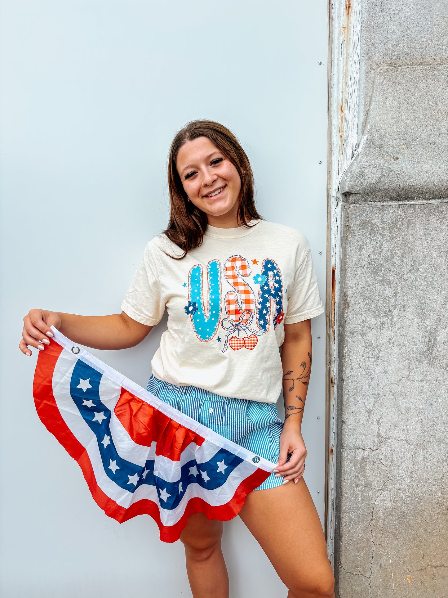 usa floral tee ✿