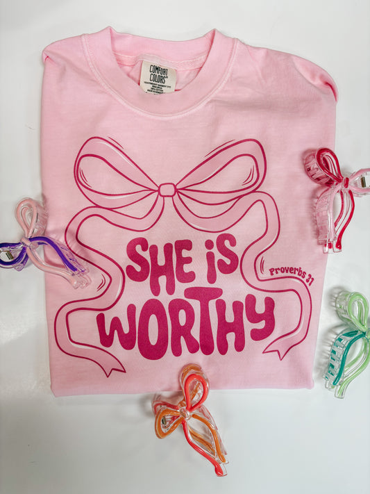 she is worthy tee ✿