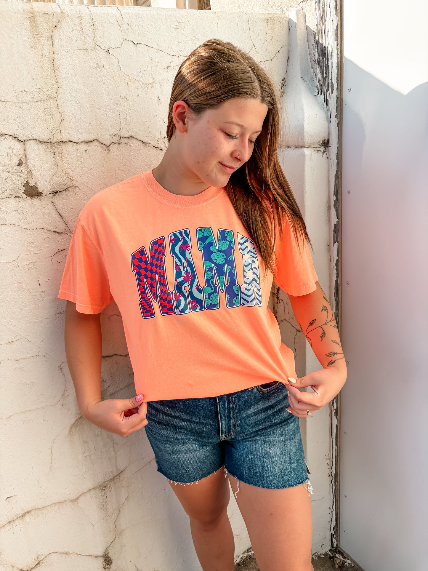 screaming summer mama tee ✿