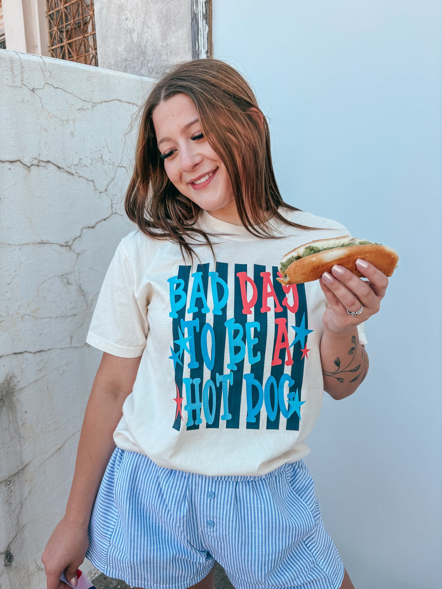 bad day to be a hotdog tee ✿