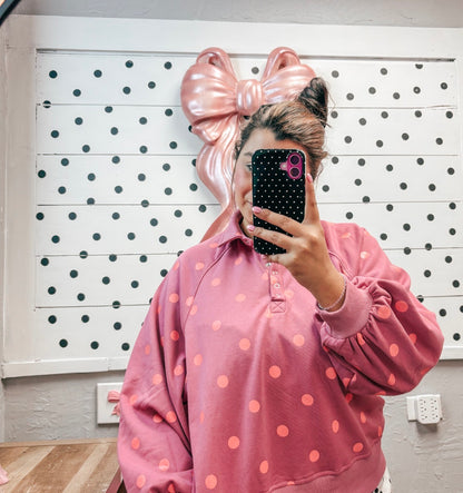 pink + polka pullover ✿