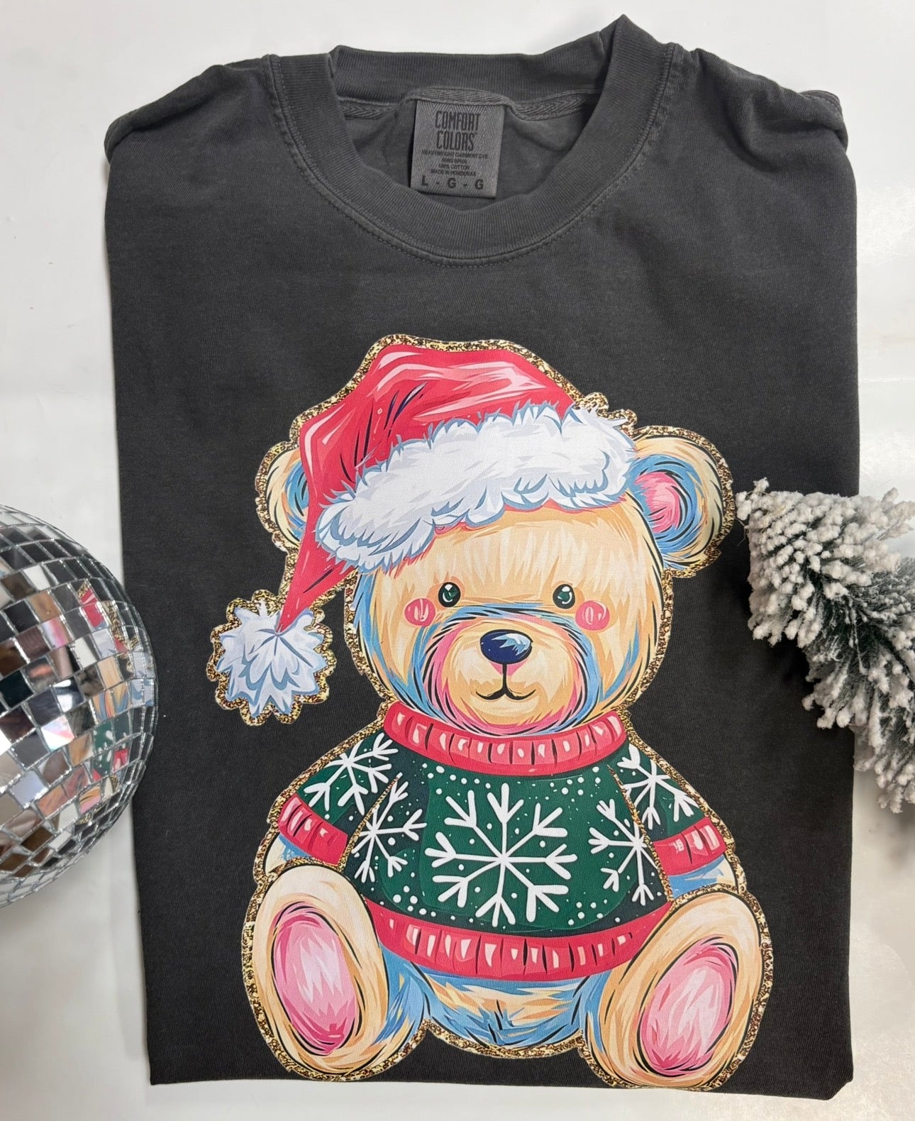 beary cuddly Christmas tee ✿