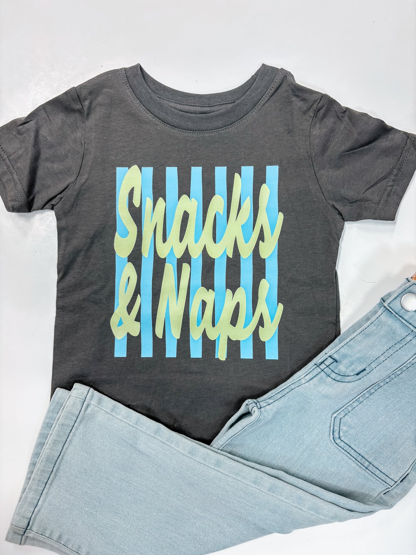 snacks & naps tee ☆