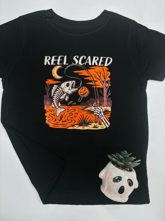 reel scared tee - ☻