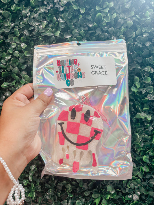 sweet grace smiley ✿