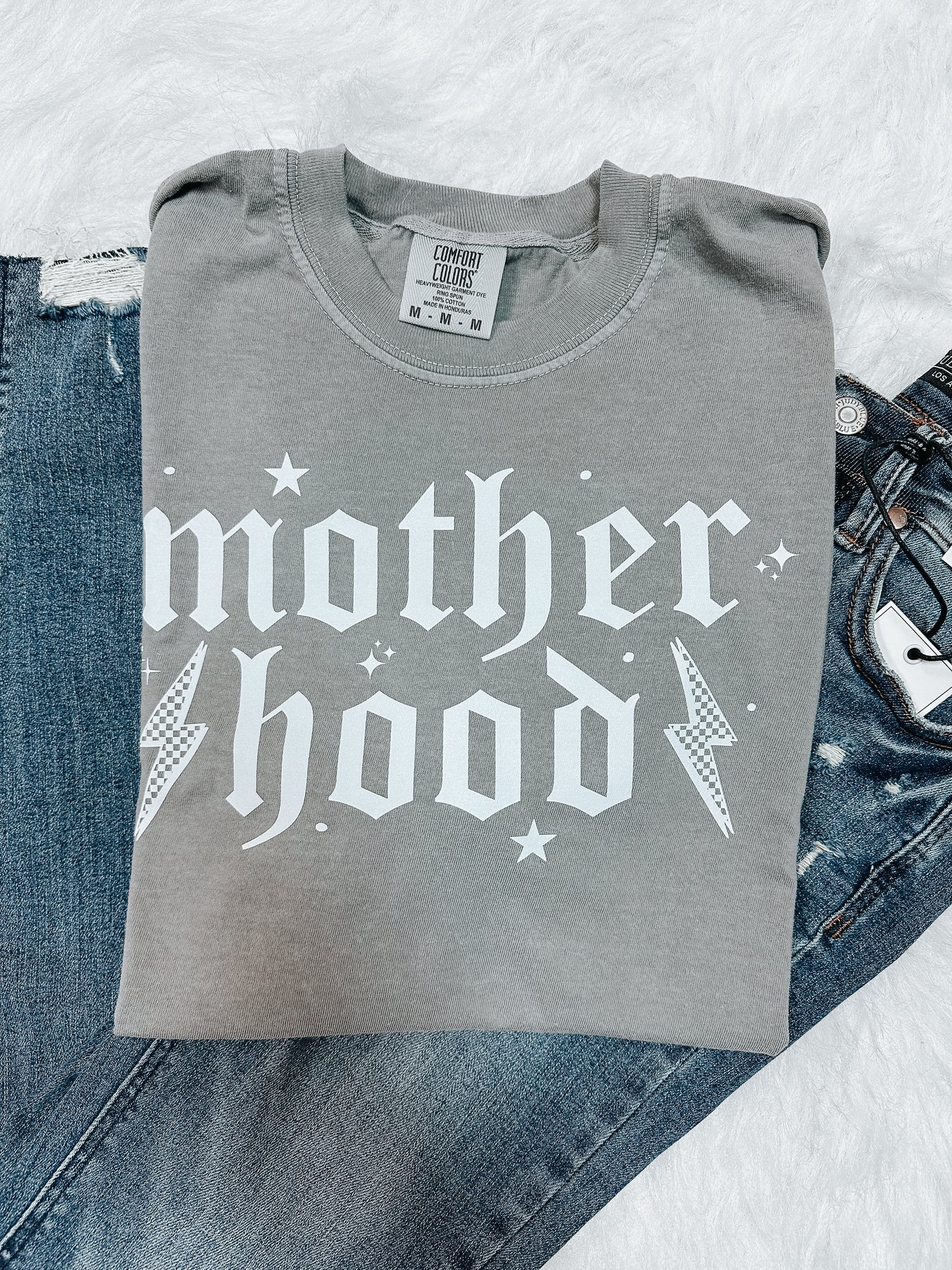 mother hood tee ⚡︎