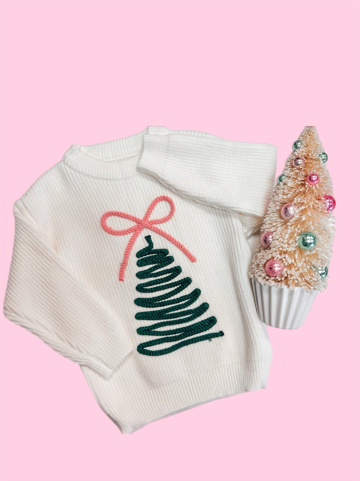 Christmas with a bow sweater ✿