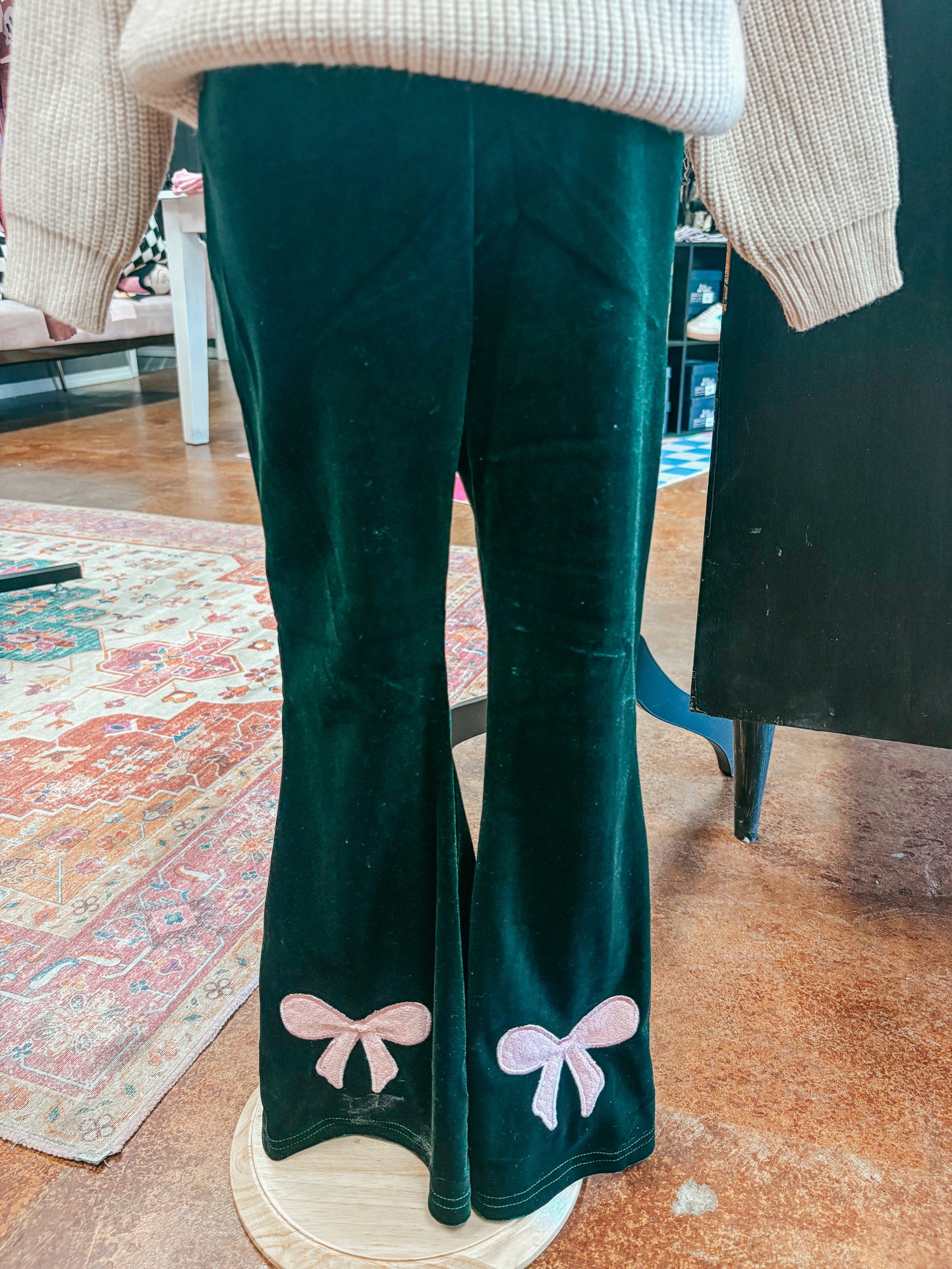 wrapped with a bow velvet bell bottoms ✿