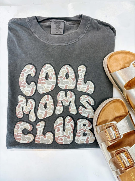 cool moms club tee ♡